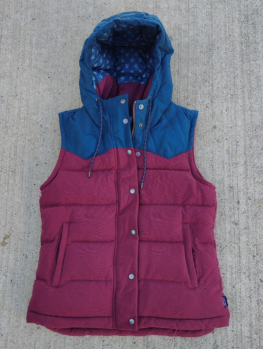 Patagonia Bivy Vest Womens S Hooded Puffer Down Burgundy And Blue